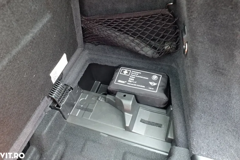 BMW Seria 3 din 2020 cu 161.600 km - oferta BMW151685 - foto 38