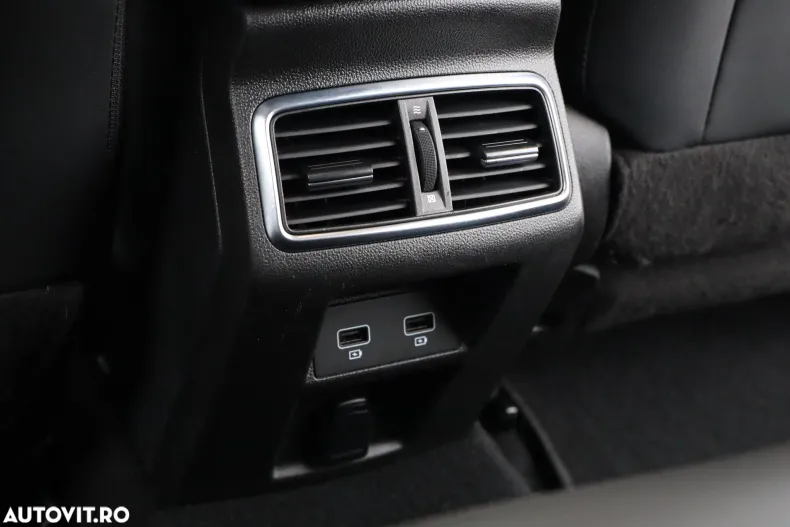 Renault Megane din 2020 cu 179.997 km - oferta REN151692 - foto 28