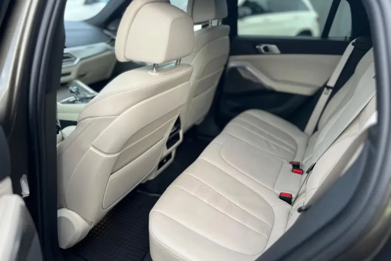 BMW X6 din 2021 cu 83.021 km - oferta BMW151695 - foto 19