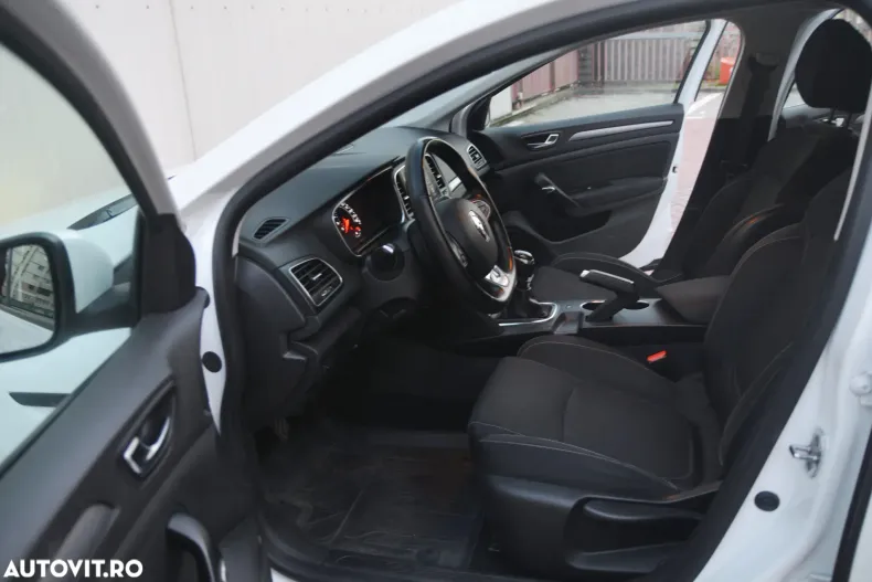 Renault Megane din 2022 cu 142.200 km - oferta REN151698 - foto 12