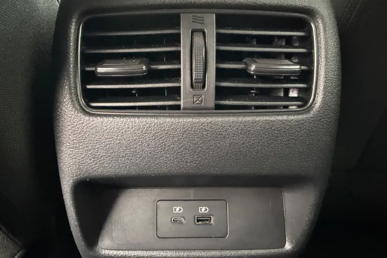 Nissan Qashqai din 2023 cu 47.600 km - oferta NIS151700 - foto 30