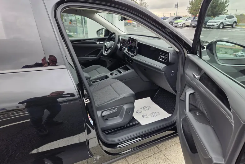 Volkswagen Tiguan din 2025 cu 1.500 km - oferta VOL151705 - foto 14