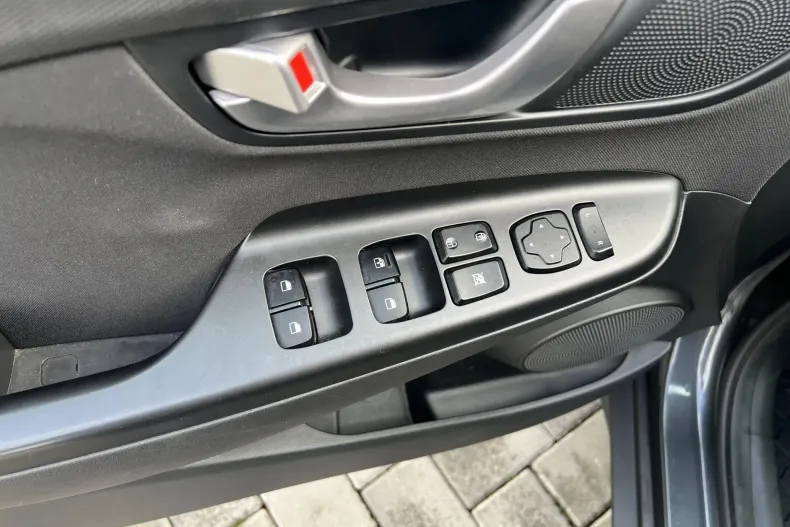 Hyundai KONA din 2021 cu 66.000 km - oferta HYU151708 - foto 21