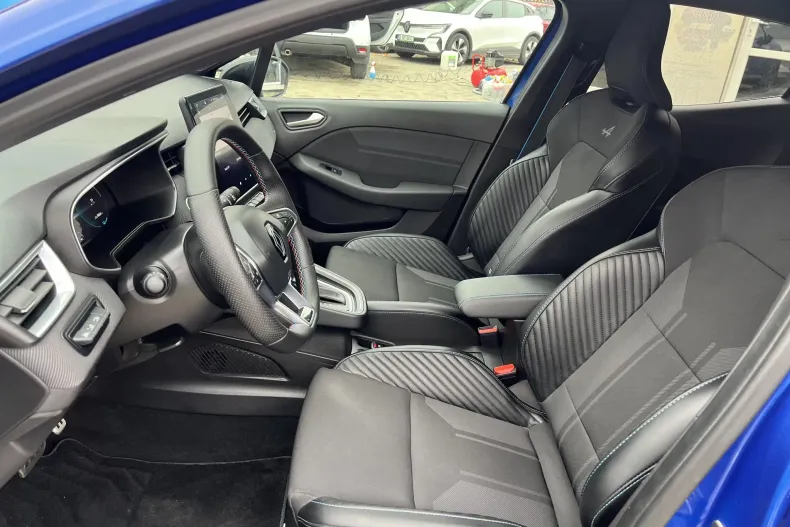 Renault Clio din 2024 cu 10.600 km - oferta REN151709 - foto 13