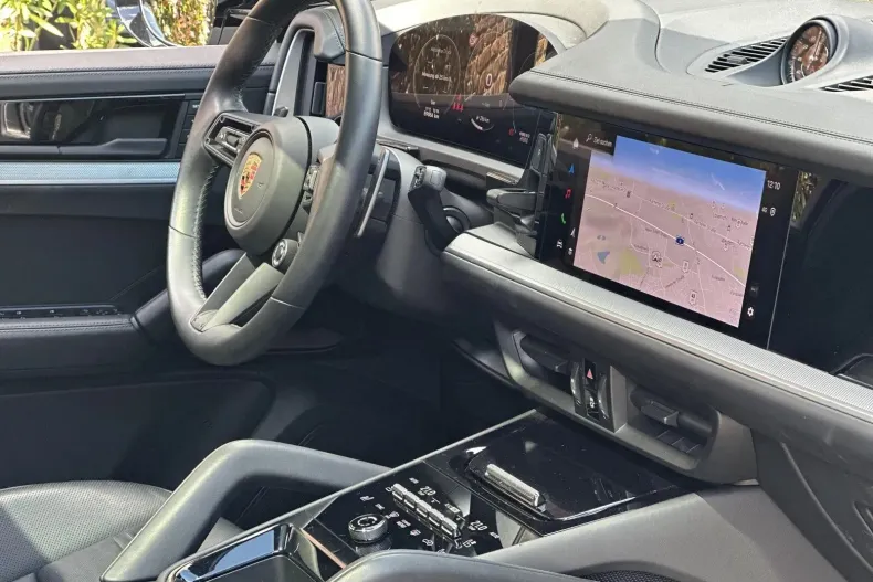 Porsche Cayenne Coupe din 2023 cu 58.250 km - oferta POR151722 - foto 7