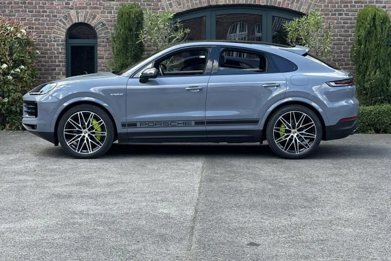 Porsche Cayenne Coupe din 2023 cu 58.250 km - oferta POR151722 - foto 20