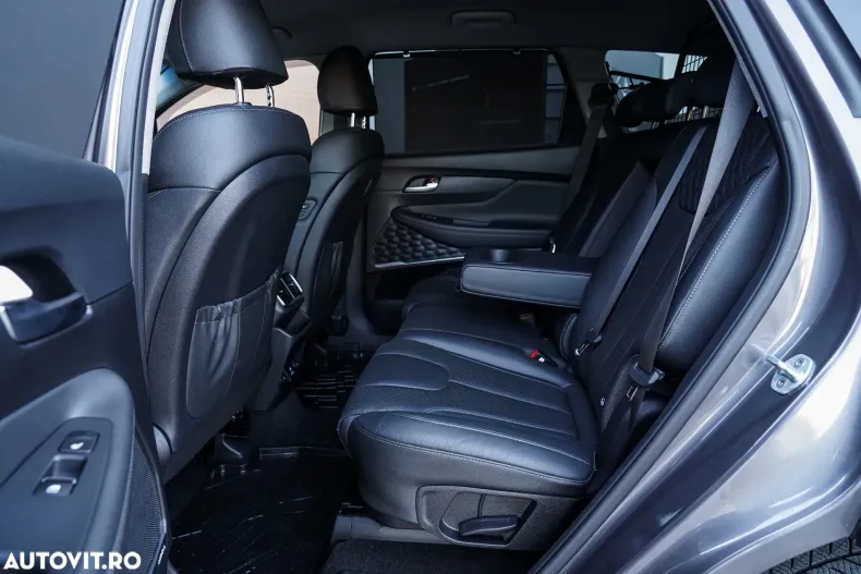 Hyundai SANTA FE din 2019 cu 160.781 km - oferta HYU151734 - foto 7