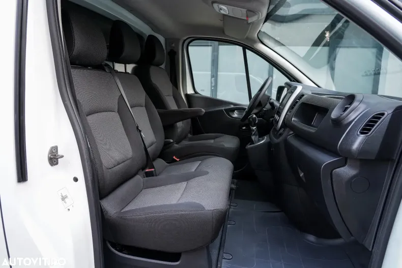 Renault Trafic din 2019 cu 71.091 km - oferta REN151736 - foto 7
