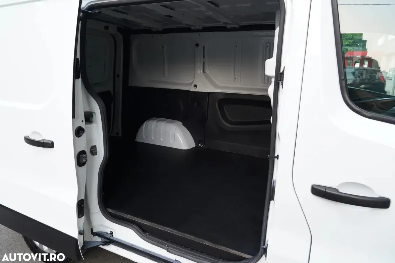 Renault Trafic din 2019 cu 71.091 km - oferta REN151736 - foto 10