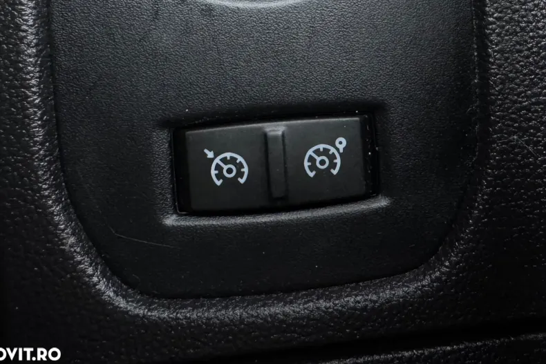 Dacia Duster din 2019 cu 53.000 km - oferta DAC151740 - foto 25