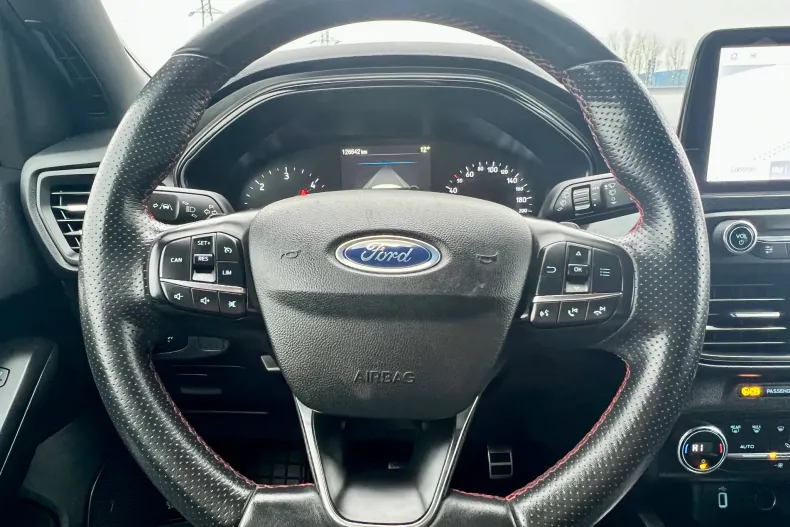 Ford Focus din 2020 cu 126.642 km - oferta FOR151742 - foto 10