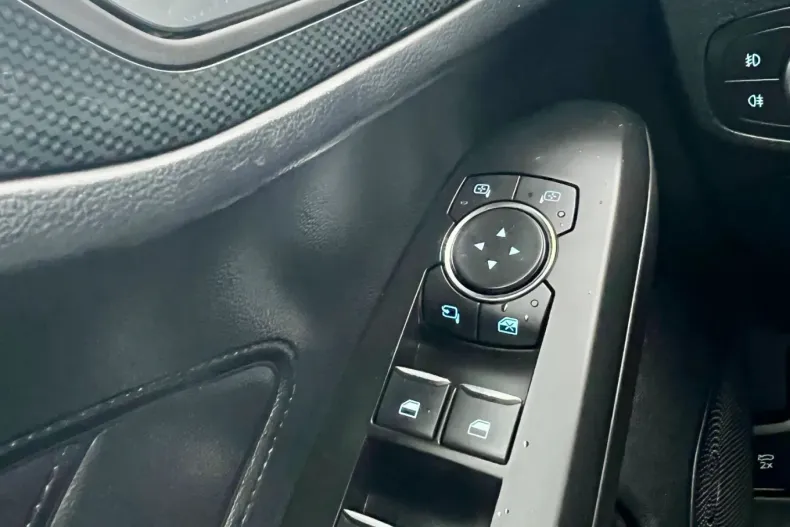 Ford Focus din 2020 cu 126.642 km - oferta FOR151742 - foto 17