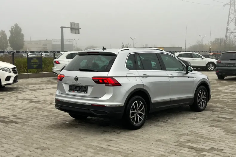 Volkswagen Tiguan din 2022 cu 180.000 km - oferta VOL151743 - foto 2