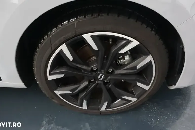 Renault Clio din 2023 cu 13.748 km - oferta REN151753 - foto 6