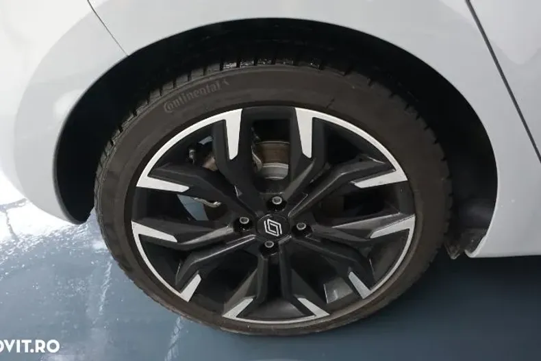 Renault Clio din 2023 cu 13.748 km - oferta REN151753 - foto 8