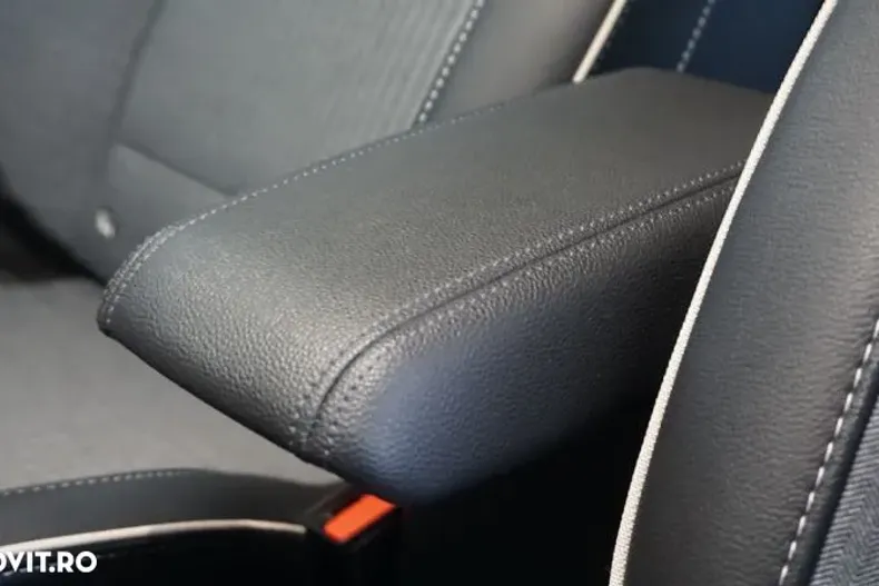 Renault Clio din 2023 cu 13.748 km - oferta REN151753 - foto 18