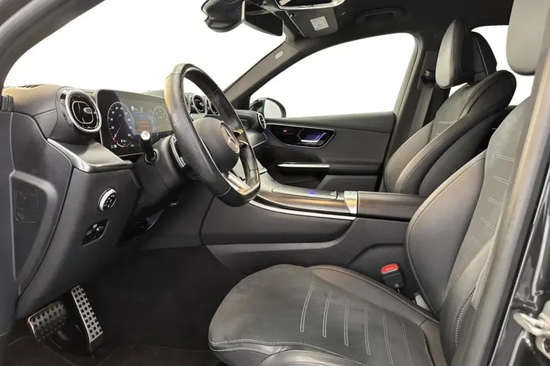 Mercedes-Benz GLC 300 din 2023 cu 45.877 km - oferta MER151782 - foto 8