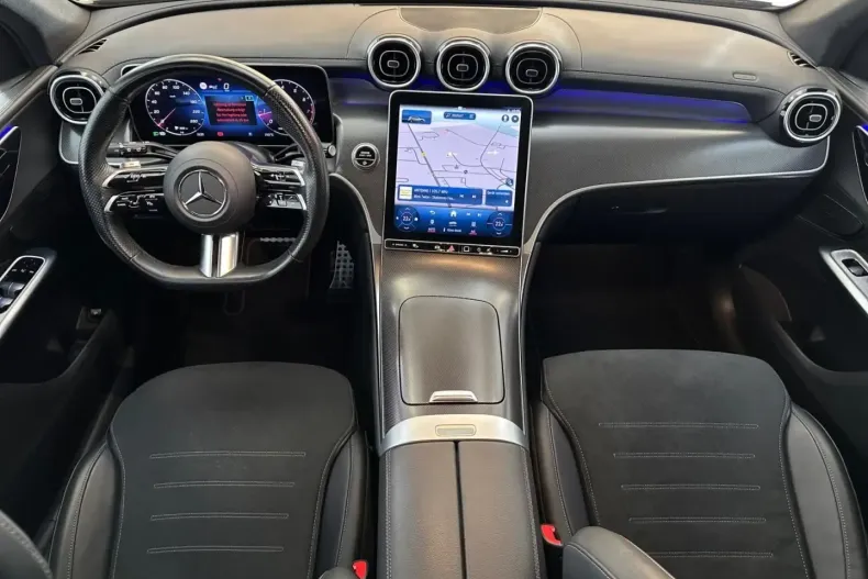 Mercedes-Benz GLC 300 din 2023 cu 45.877 km - oferta MER151782 - foto 12