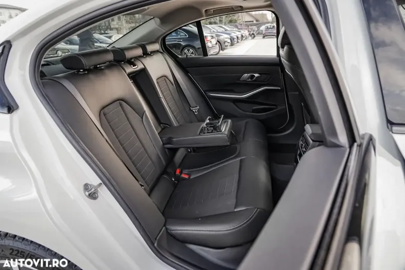 BMW 320 din 2023 cu 100.700 km - oferta BMW151786 - foto 17