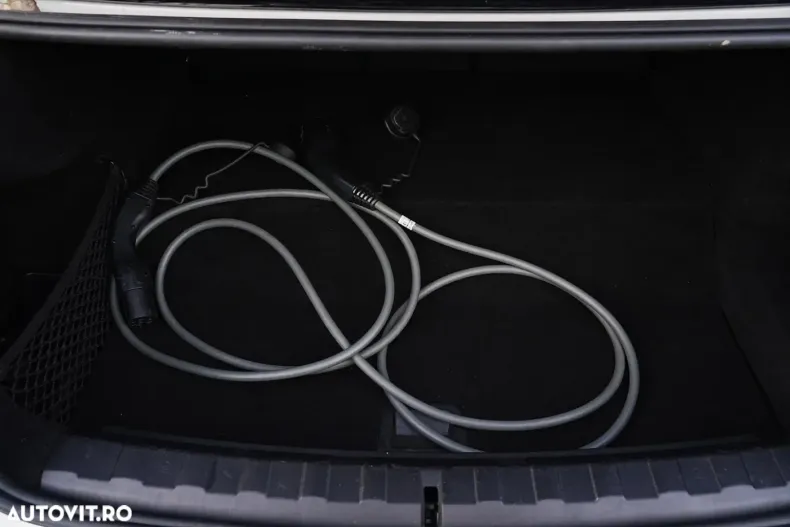 BMW 320 din 2023 cu 100.700 km - oferta BMW151786 - foto 32