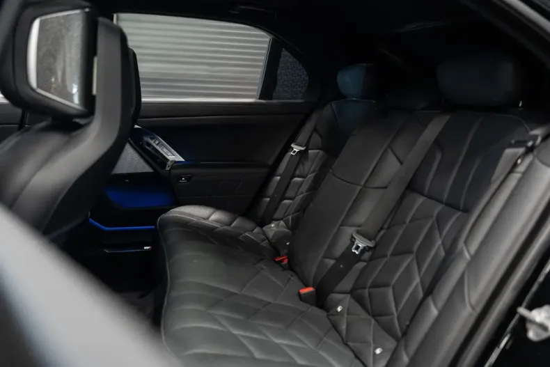 BMW 740 din 2023 cu 55.256 km - oferta BMW151789 - foto 13