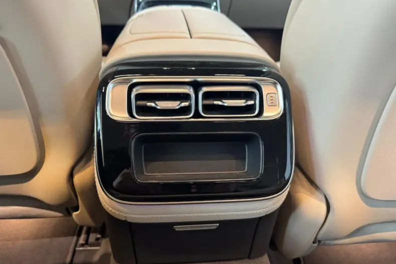 Mercedes-Benz S 580 din 2024 cu 24.900 km - oferta MER151794 - foto 26