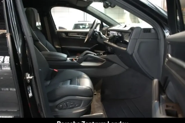 Porsche Cayenne din 2024 cu 29.950 km - oferta POR151798 - foto 13