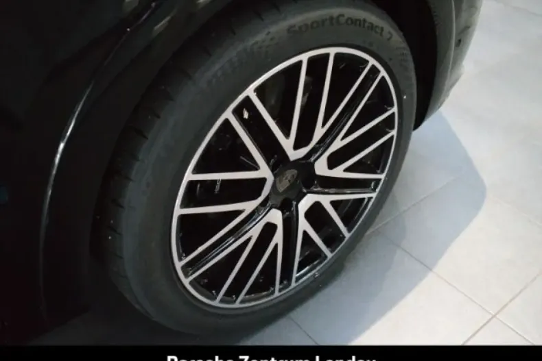 Porsche Cayenne din 2024 cu 29.950 km - oferta POR151798 - foto 30