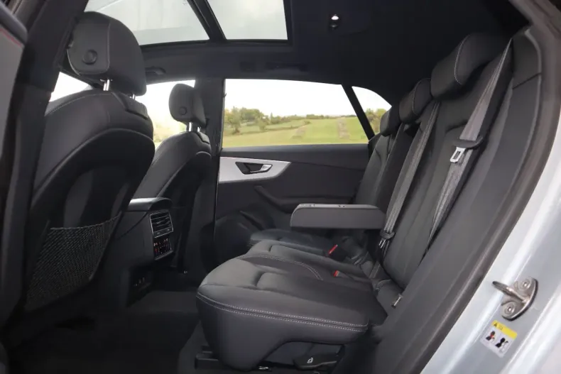 Audi Q8 din 2025 cu 27.000 km - oferta AUD151801 - foto 33