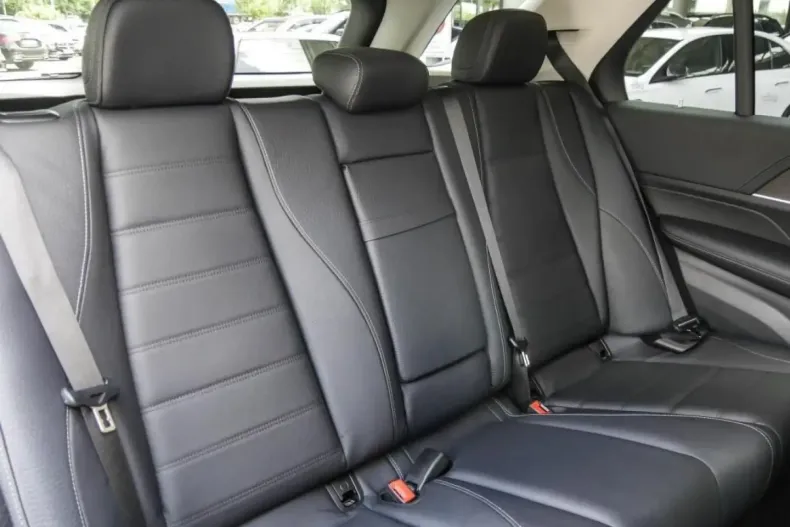 Mercedes-Benz GLE 450 din 2024 cu 46.276 km - oferta MER151808 - foto 4