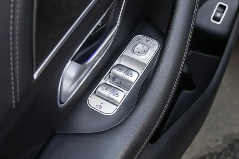 Mercedes-Benz GLE 450 din 2024 cu 46.276 km - oferta MER151808 - foto 14