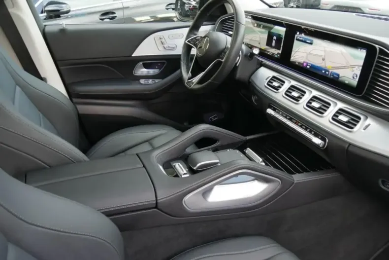 Mercedes-Benz GLE 350 din 2024 cu 25.044 km - oferta MER151811 - foto 3