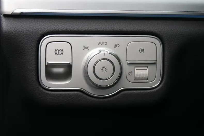 Mercedes-Benz GLE 350 din 2024 cu 25.044 km - oferta MER151811 - foto 17