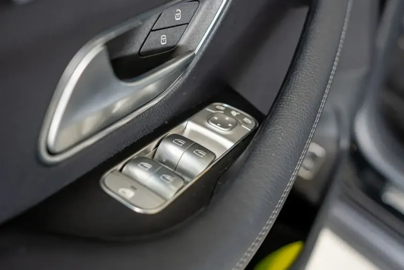 Mercedes-Benz GLE 350 din 2023 cu 35.069 km - oferta MER151813 - foto 28