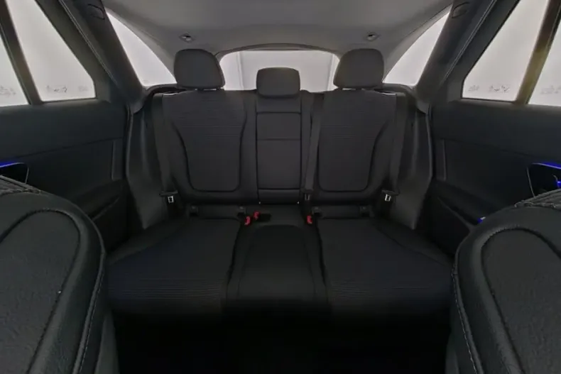 Mercedes-Benz GLC 300 din 2024 cu 37.192 km - oferta MER151817 - foto 8