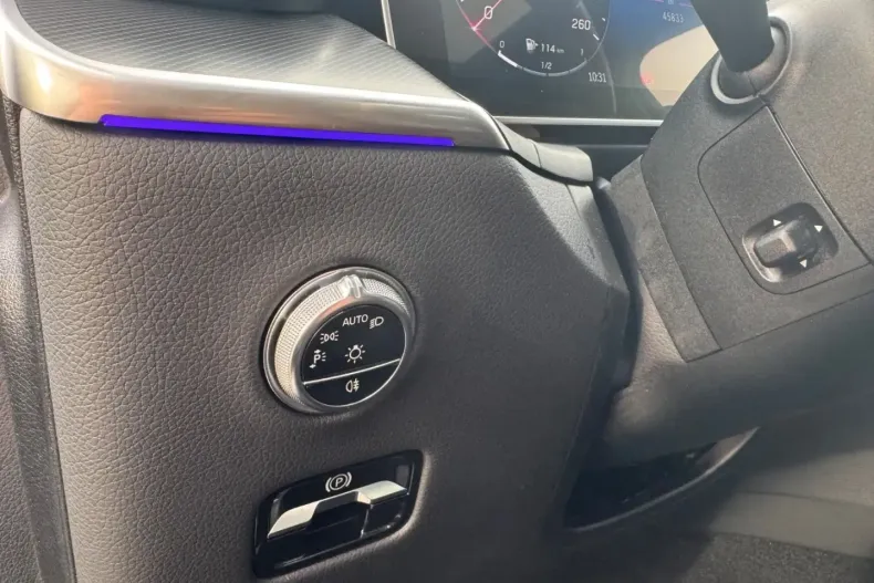 Mercedes-Benz GLC 300 din 2023 cu 45.900 km - oferta MER151818 - foto 12