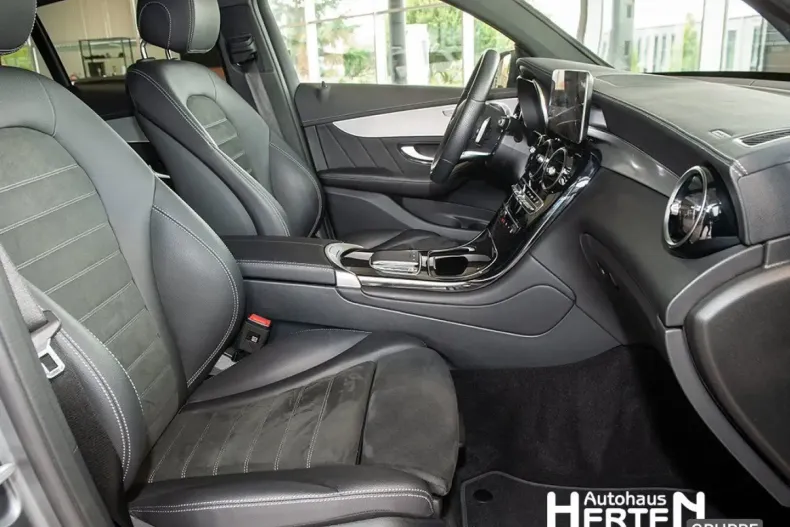 Mercedes-Benz GLC 300 din 2023 cu 43.963 km - oferta MER151819 - foto 6