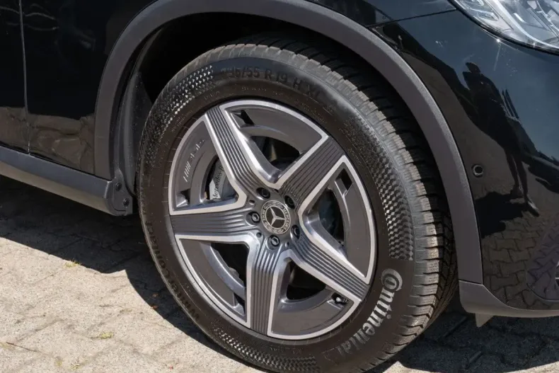 Mercedes-Benz GLC 300 din 2024 cu 8.684 km - oferta MER151821 - foto 5