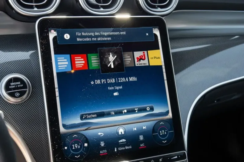 Mercedes-Benz GLC 300 din 2024 cu 8.684 km - oferta MER151821 - foto 10