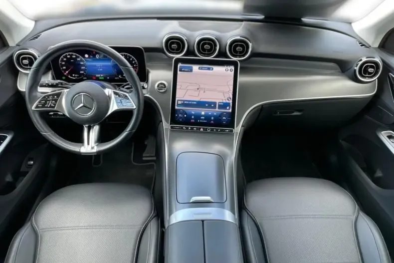 Mercedes-Benz GLC 300 din 2024 cu 37.728 km - oferta MER151822 - foto 9