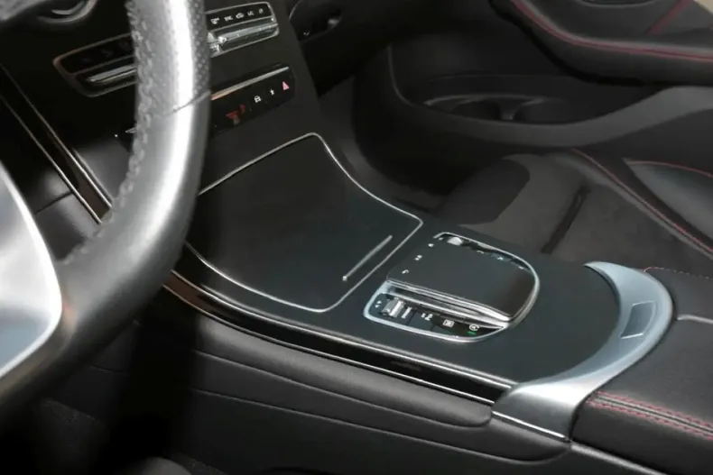 Mercedes-Benz GLC 300 din 2023 cu 12.150 km - oferta MER151823 - foto 16