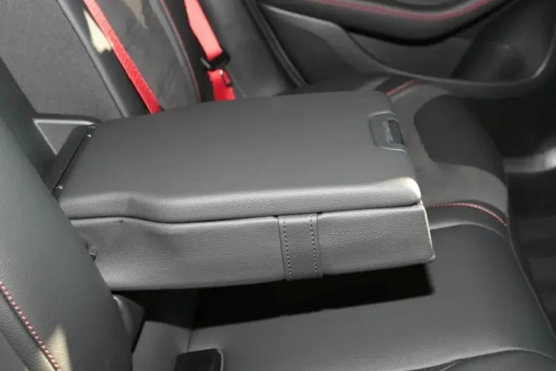 Mercedes-Benz GLC 300 din 2023 cu 12.150 km - oferta MER151823 - foto 20