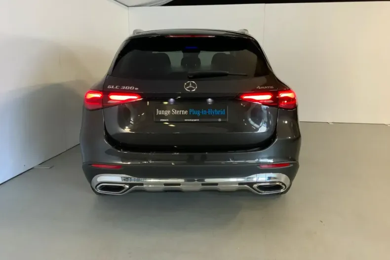 Mercedes-Benz GLC 300 din 2023 cu 23.401 km - oferta MER151825 - foto 5