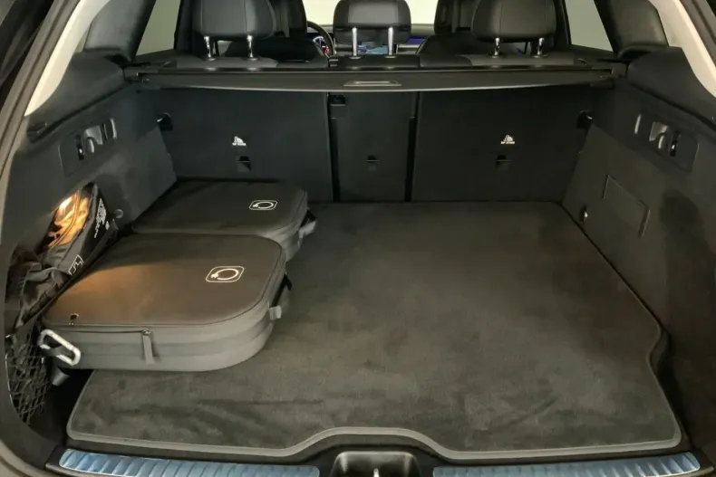 Mercedes-Benz GLC 300 din 2023 cu 23.401 km - oferta MER151825 - foto 6