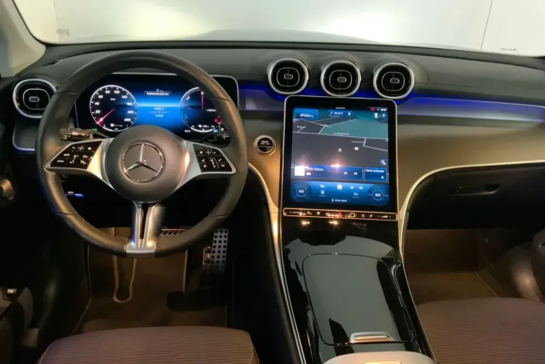 Mercedes-Benz GLC 300 din 2023 cu 23.401 km - oferta MER151825 - foto 8