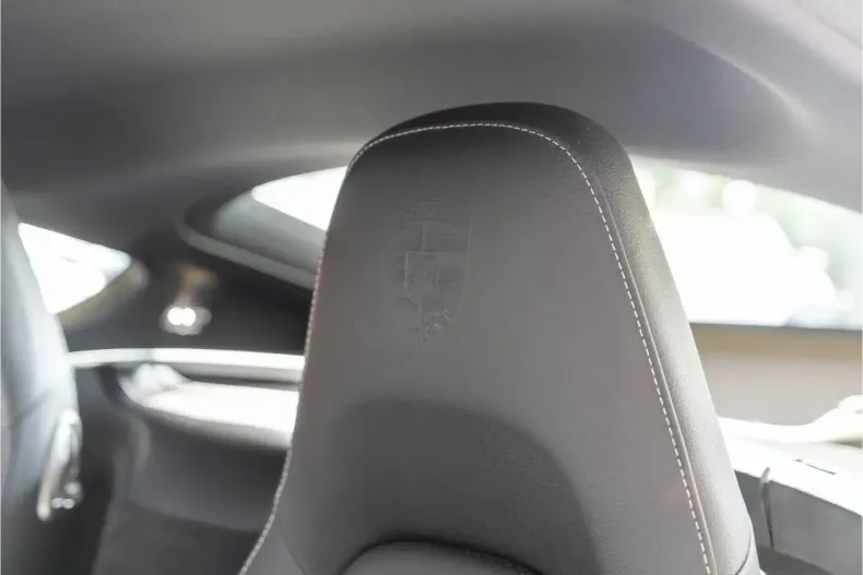 Porsche Cayman din 2024 cu 17.500 km - oferta POR151829 - foto 37