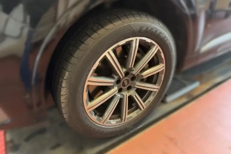 Audi Q7 din 2021 cu 33.700 km - oferta AUD151834 - foto 6