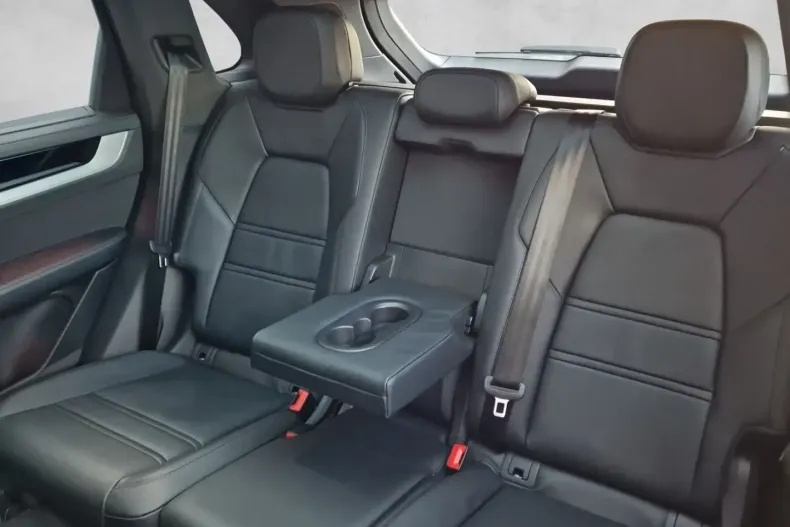 Porsche Cayenne din 2024 cu 17.400 km - oferta POR151837 - foto 19