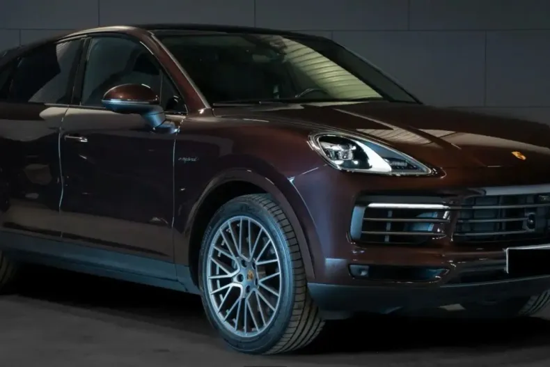 Porsche Cayenne din 2023 cu 36.222 km - oferta POR151841 - foto 1
