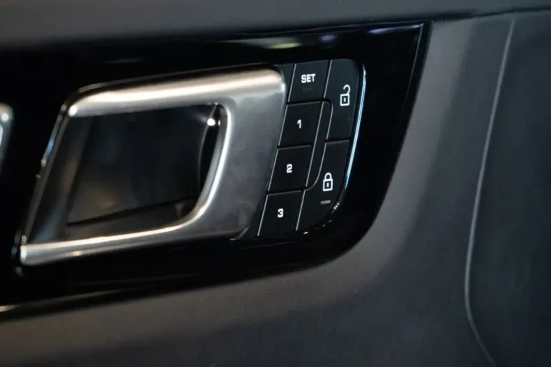 Porsche Cayenne din 2023 cu 36.222 km - oferta POR151841 - foto 11